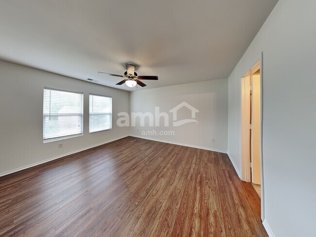 Building Photo - 3622 Charterhall Ln