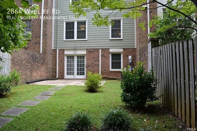 Building Photo - 2864 Wycliff Rd