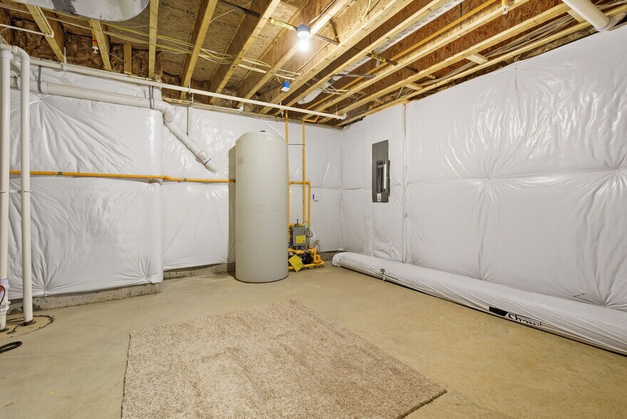 Building Photo - 328 Ridge Rd