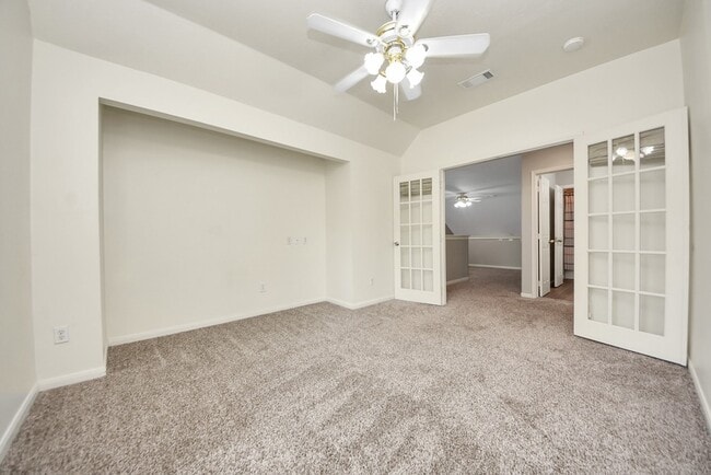 Building Photo - 1802 Whispering Forest Dr