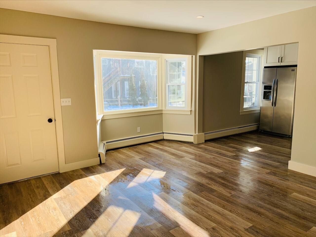 Building Photo - 2015 Quechee Main St