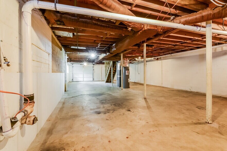 Building Photo - 108 Von Dale Dr