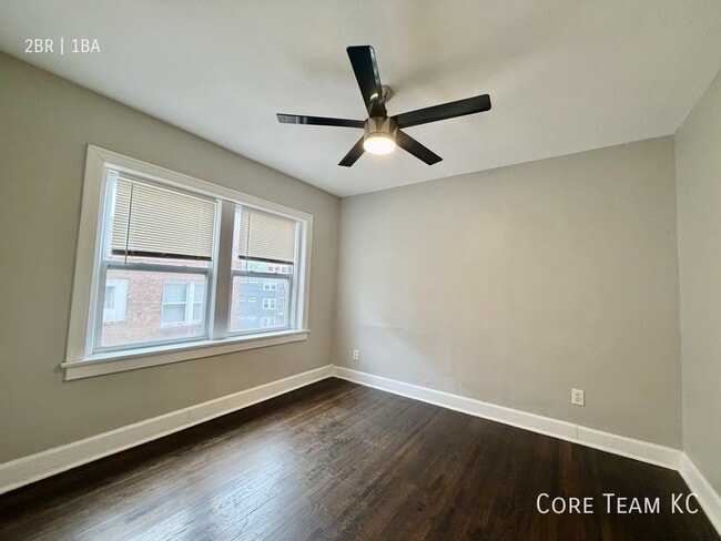 Building Photo - 217 E 46th St