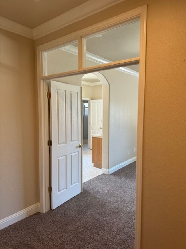 Building Photo - Enterprise Neighborhood 3 Bedroom Home with bonus room and 3 car garage- Landscaping Included!