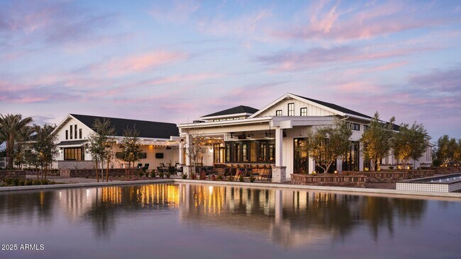 Building Photo - 11249 N Blakely St