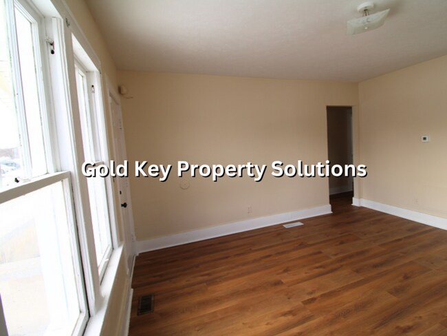 Building Photo - 124-126 E. 21ST