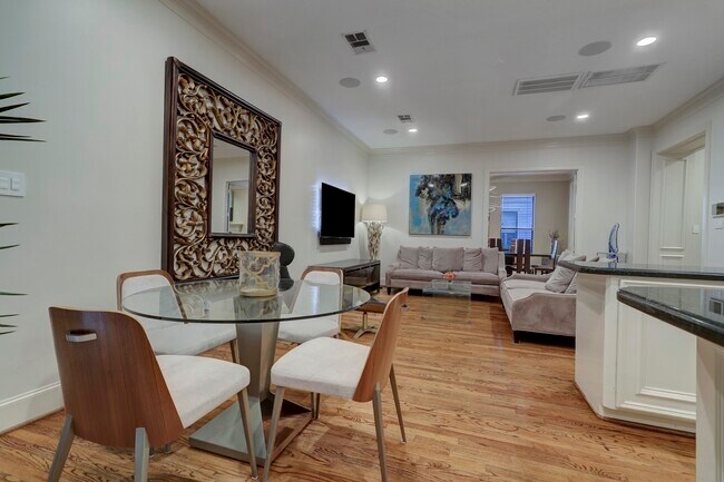 Building Photo - 5313 Fayette St