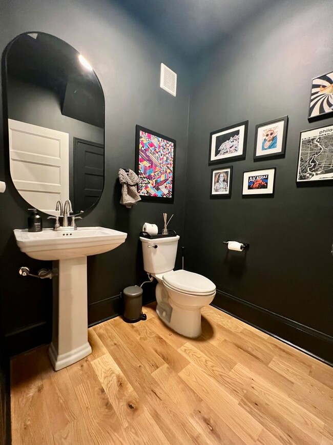 Building Photo - Stunning 3-Bedroom Townhome in the Heart of Fishtown! Finished Basement and Private Rooftop Deck!...