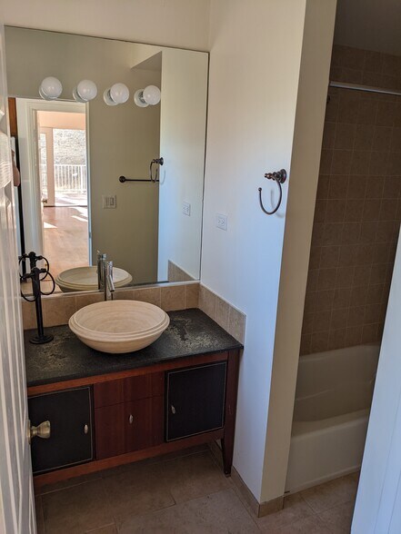Building Photo - 4807 Escobedo Dr