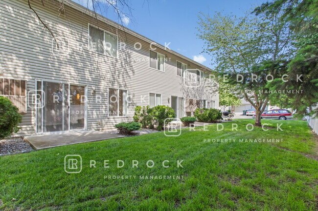 Building Photo - 4920 N Orchid Ln