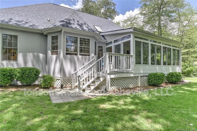 Building Photo - 200 Turkey Pine Ct