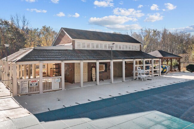 Building Photo - Nestled in the heart of Charlotte, this ch...