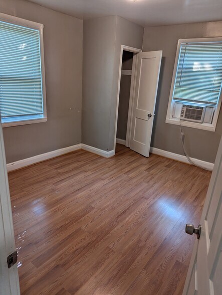 Building Photo - 1 Ballman Ct