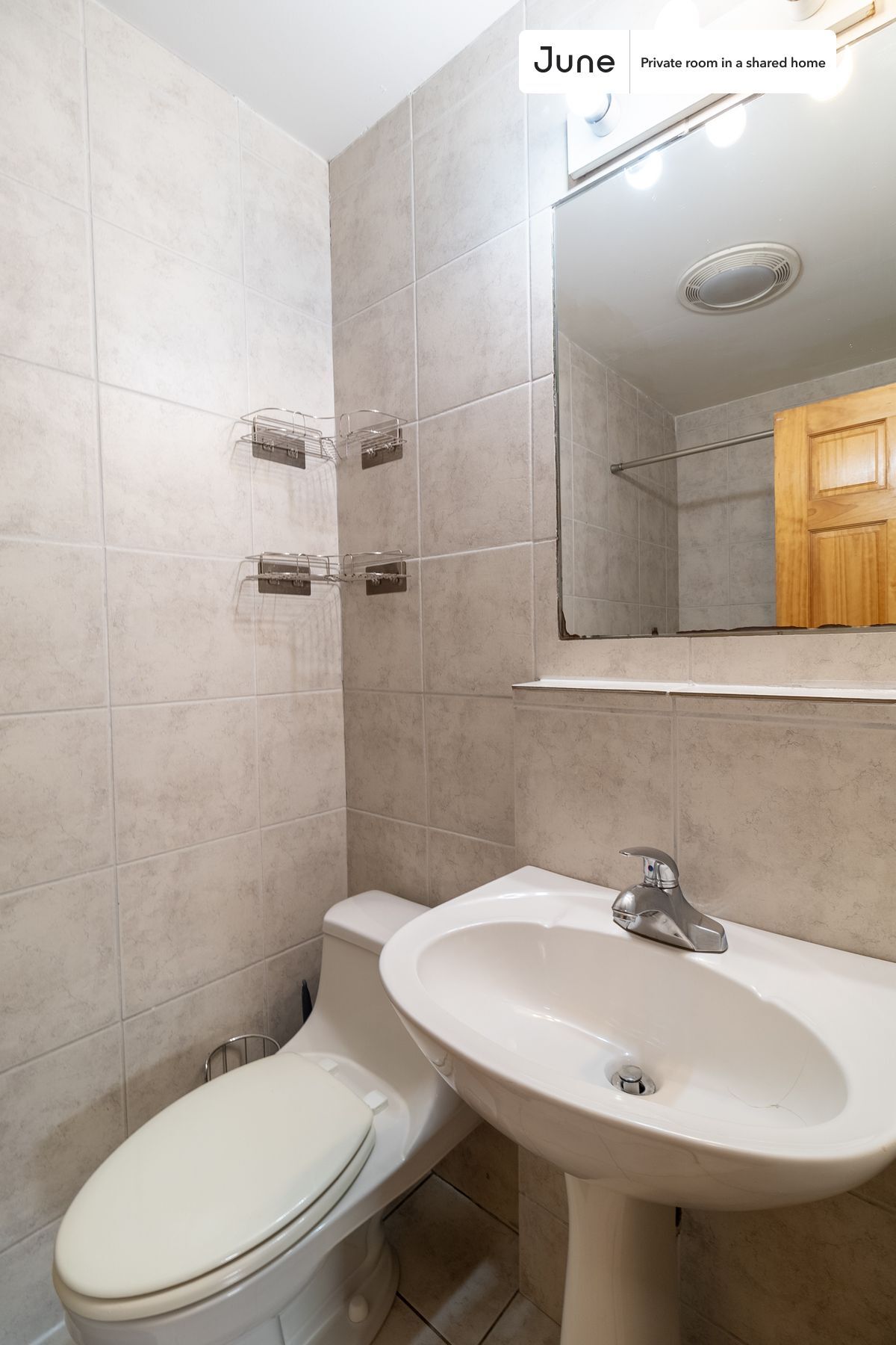Building Photo - Room in Shared 4 bed/2 bath home