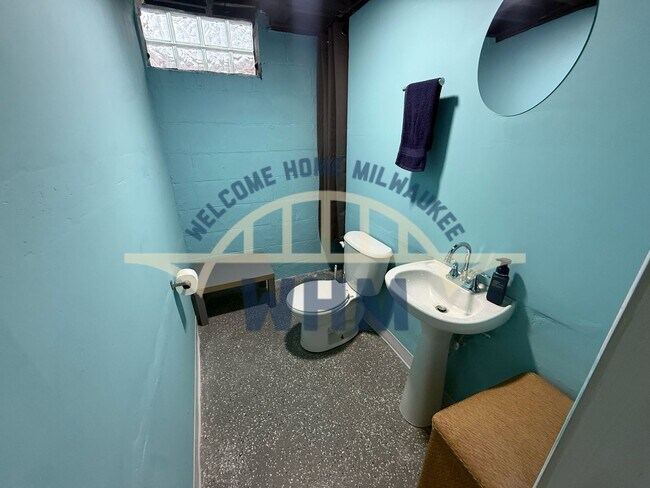 Building Photo - 3934 S 3rd St