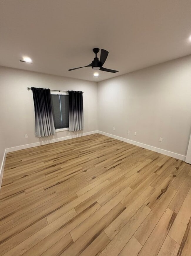 Building Photo - 1038 Patriot Landing Dr