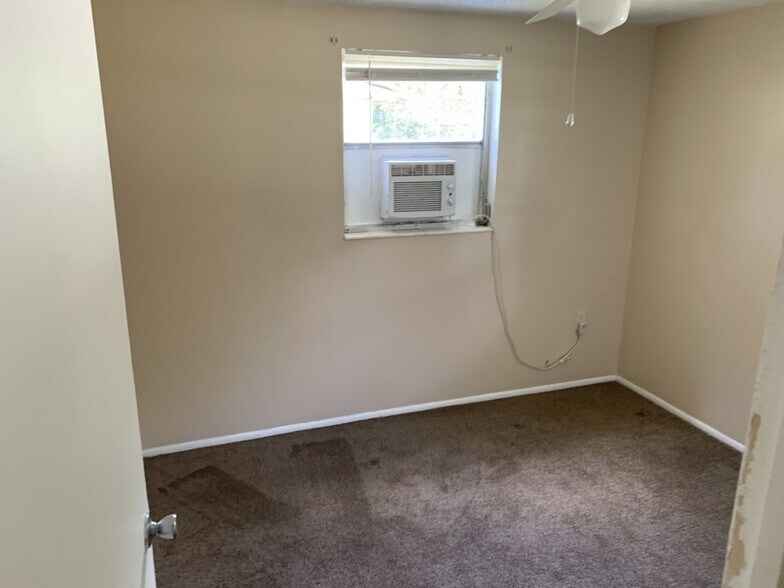 2nd Bedroom another Angle - 1213 Mook St