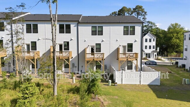 Building Photo - 3606 Elm Grv Ln