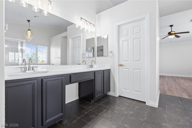 Building Photo - 10980 St Rafael St