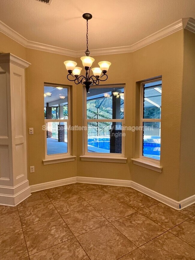 Building Photo - 2926 Greystone Dr