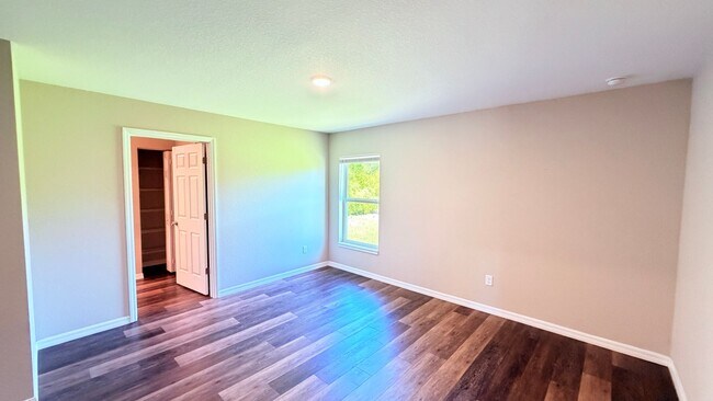 Building Photo - Lovely  3 Bedroom, 2 Bathroom Home in Ocala!!!