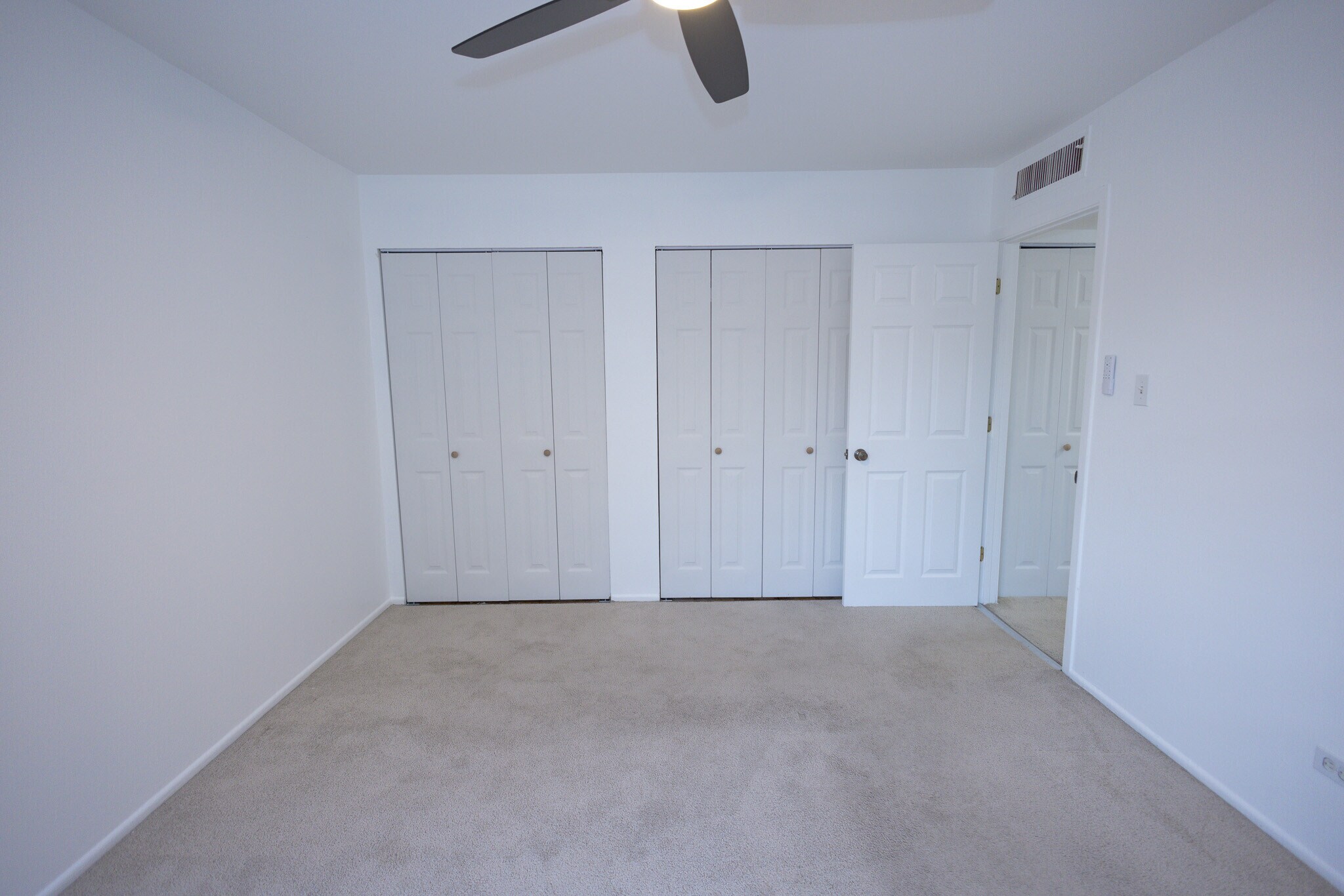 Building Photo - 930 Beau Dr