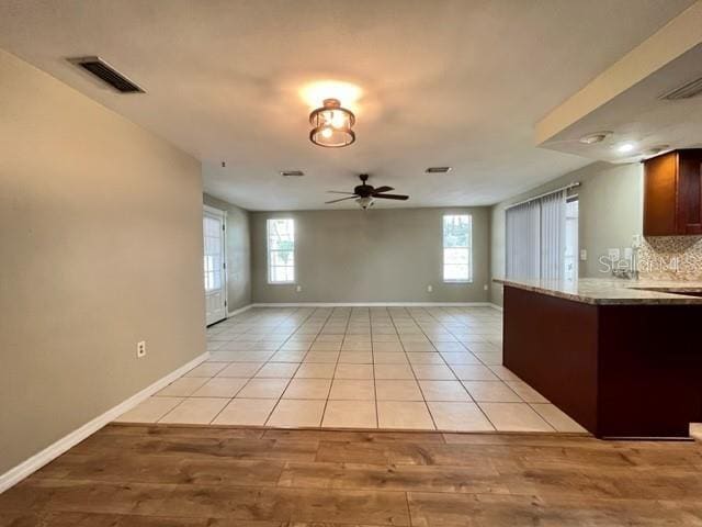 Building Photo - 7540 Oakshire Dr