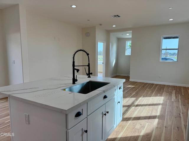 Building Photo - 1170 W 1st St