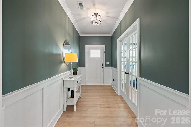 Building Photo - 8604 Bridgegate Dr