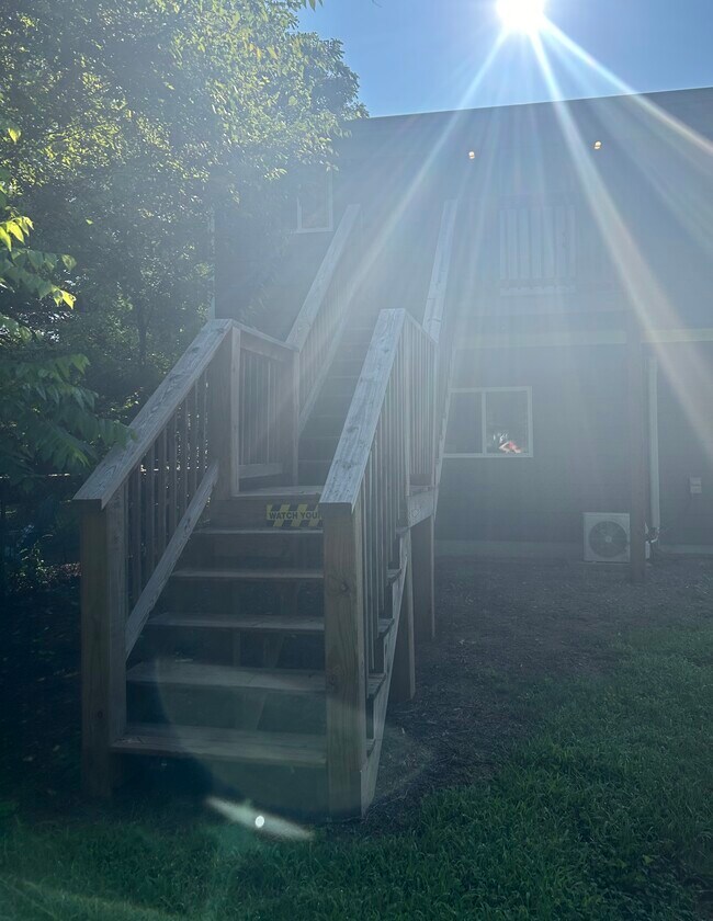 Building Photo - 2628 Chattanooga Valley Rd