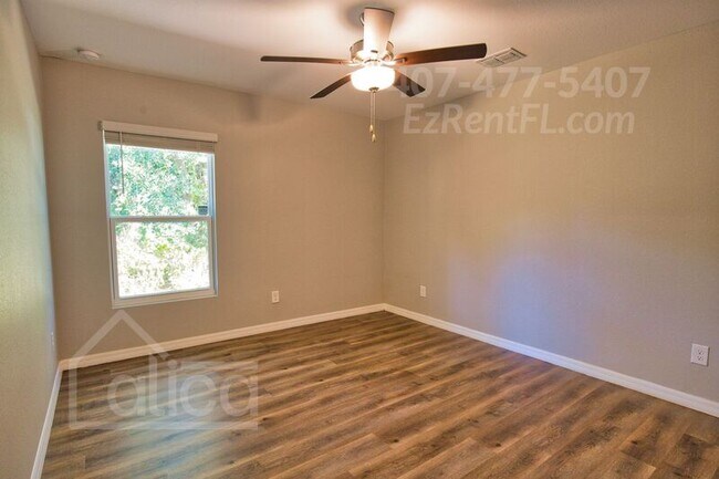 Building Photo - 5204 S San Mateo Dr