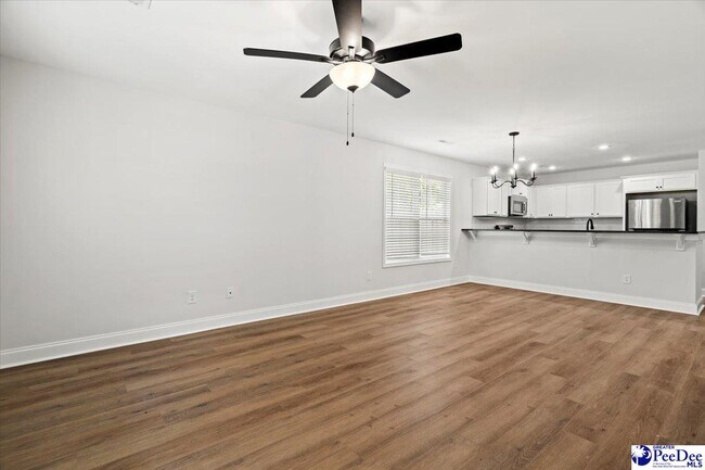 Building Photo - 323 S McQueen St