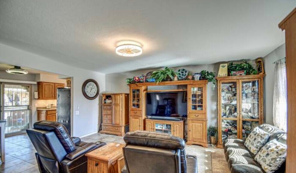 Building Photo - 810 Leisure World