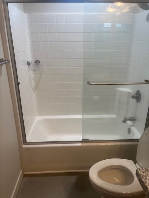 Master bathroom tub and shower - 1048 Whipple St