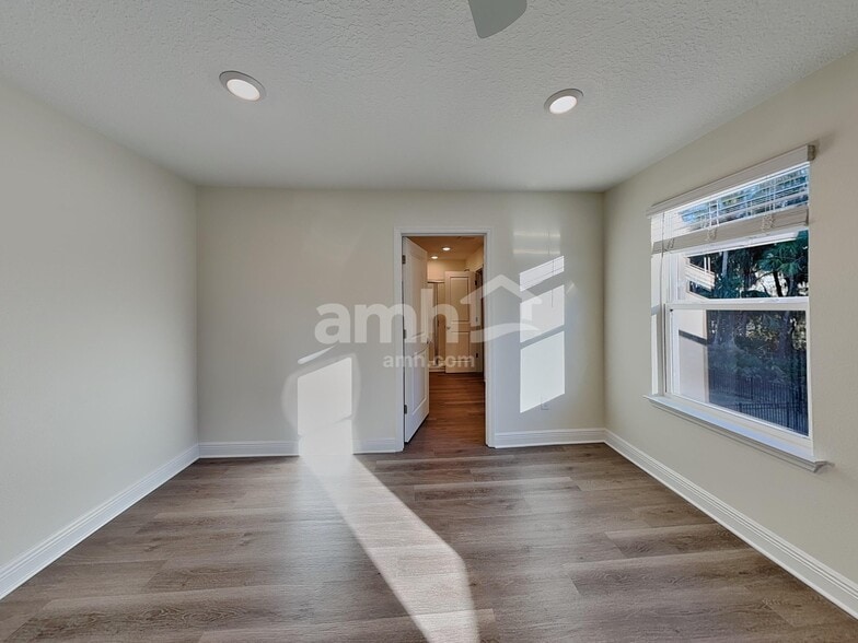 Building Photo - 4851 Rio Grande Cv