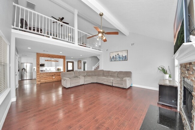 Building Photo - 12303 Gambit Dr