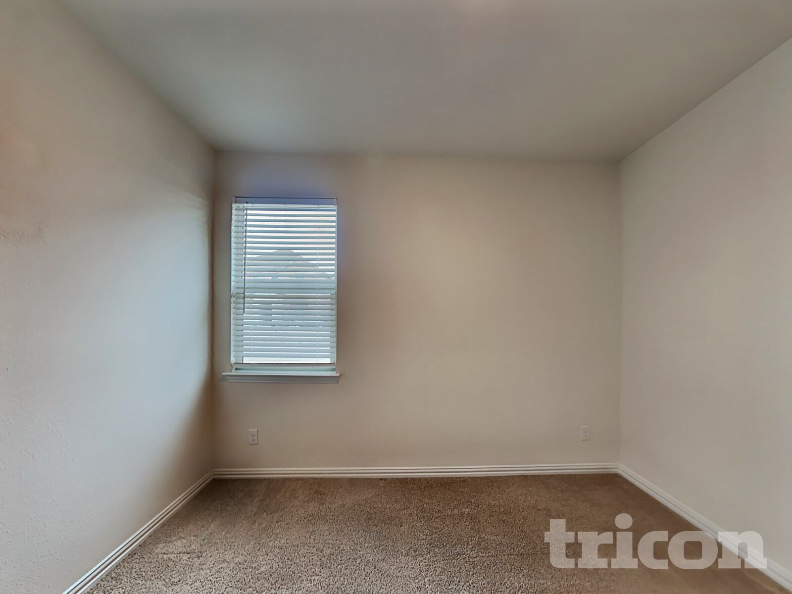 Building Photo - 2401 Lalun Lane