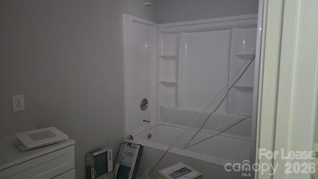 Building Photo - 3309 Rollingwood Dr