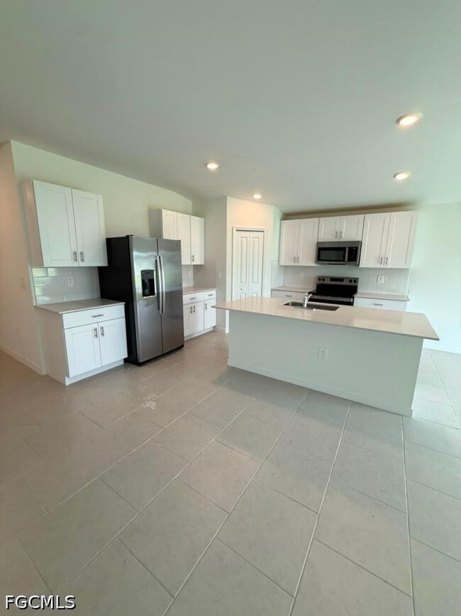 Building Photo - 17328 Cantu Ct