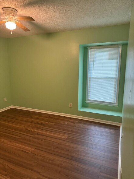 Building Photo - 502 Iveys Scenic Dr