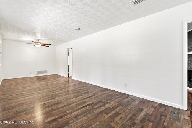 Building Photo - 5092 Harvey Grant Rd