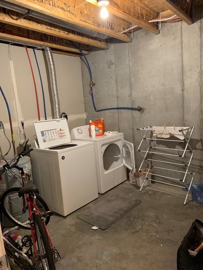 Building Photo - ALL WOOD FLOORS, LARGE BEDROOMS AND EXTRA STORAGE!