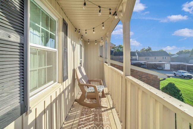 Building Photo - 4001 Anderson Rd