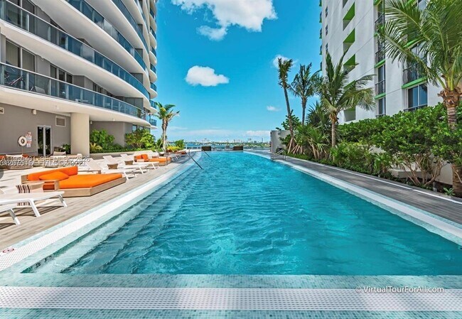 Building Photo - 488 NE 18th St