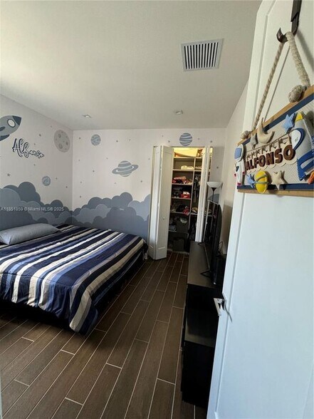 Building Photo - 8283 NW 47th Ln