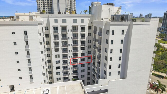 Building Photo - 1830 Radius Dr