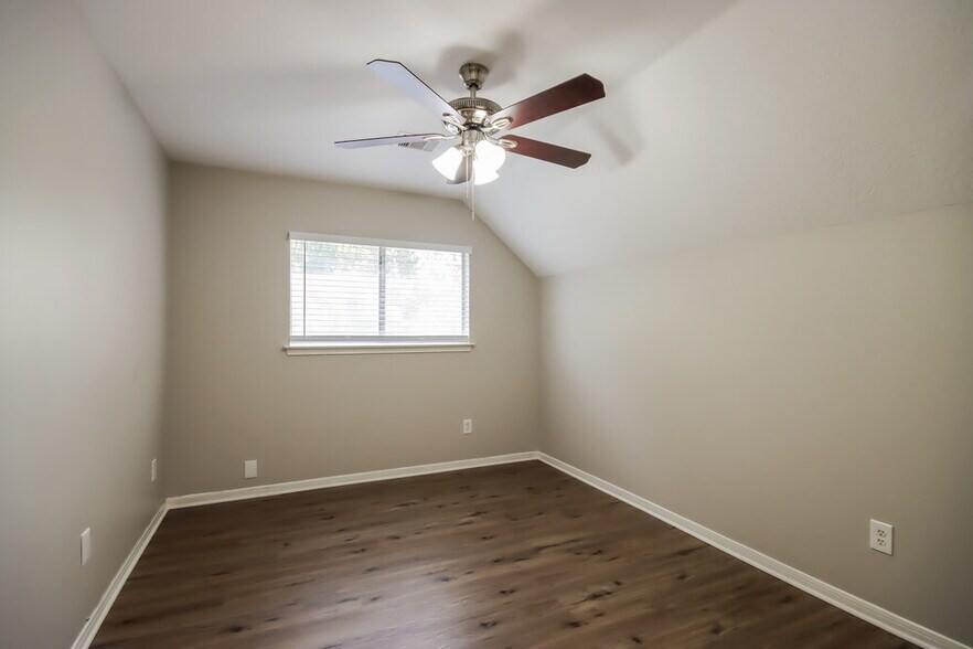Building Photo - 5015 Cupids Bower Ct