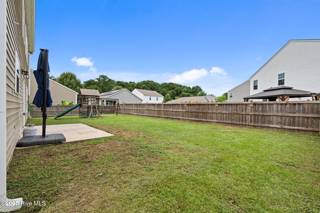 Building Photo - 305 Frida Rd