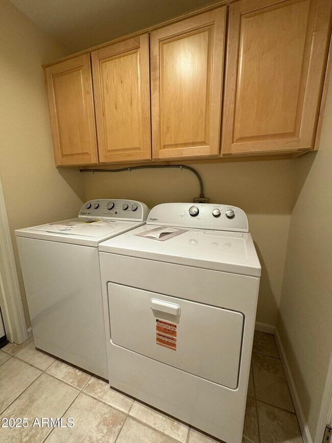 Building Photo - 8182 E Sierra Pinta Dr