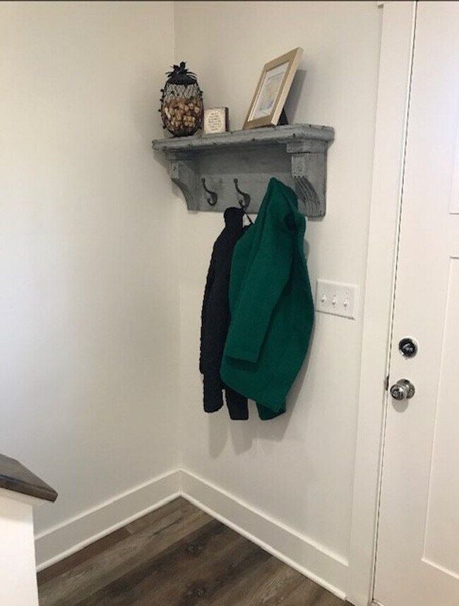 Building Photo - 1138 STREET - A St